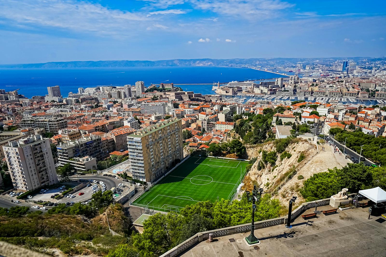 le-petit-tour
